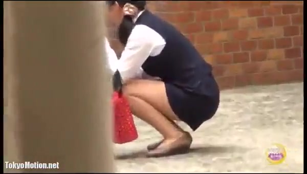 Girl Pees Herself Porn