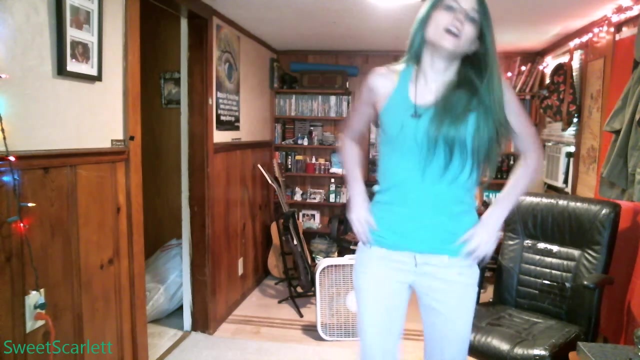 Click to play video Home made jeans wetting