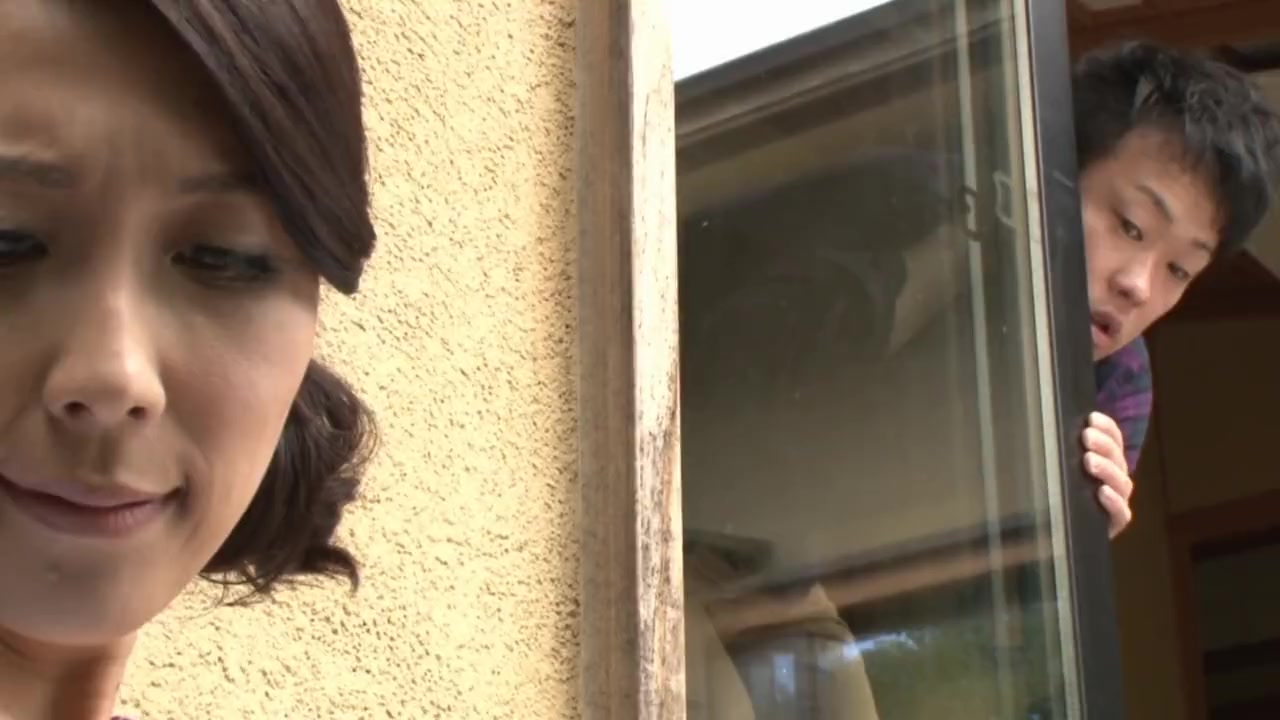 Click to play video Japanese Women Peeing Collection