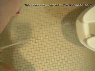 Click to play video Peeing Standing Up And Making A Mess All Over The Toilet - hotpeegirls. com