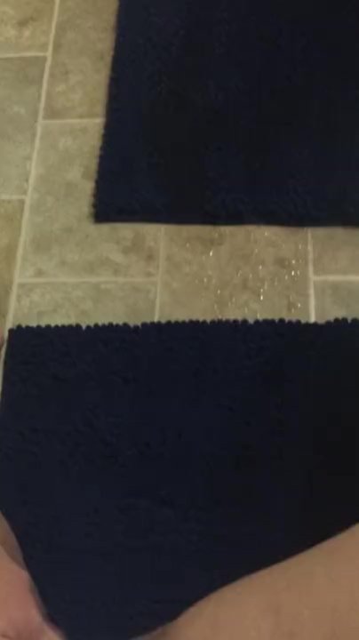 Click to play video RUGS PISSING