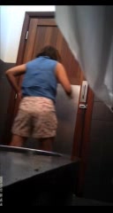 Click to play video Germany toilette 2