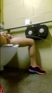 Click to play video Selfie - piss fountain in public toilet