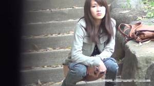 Click to play video Miss Uemura peeing outdoor