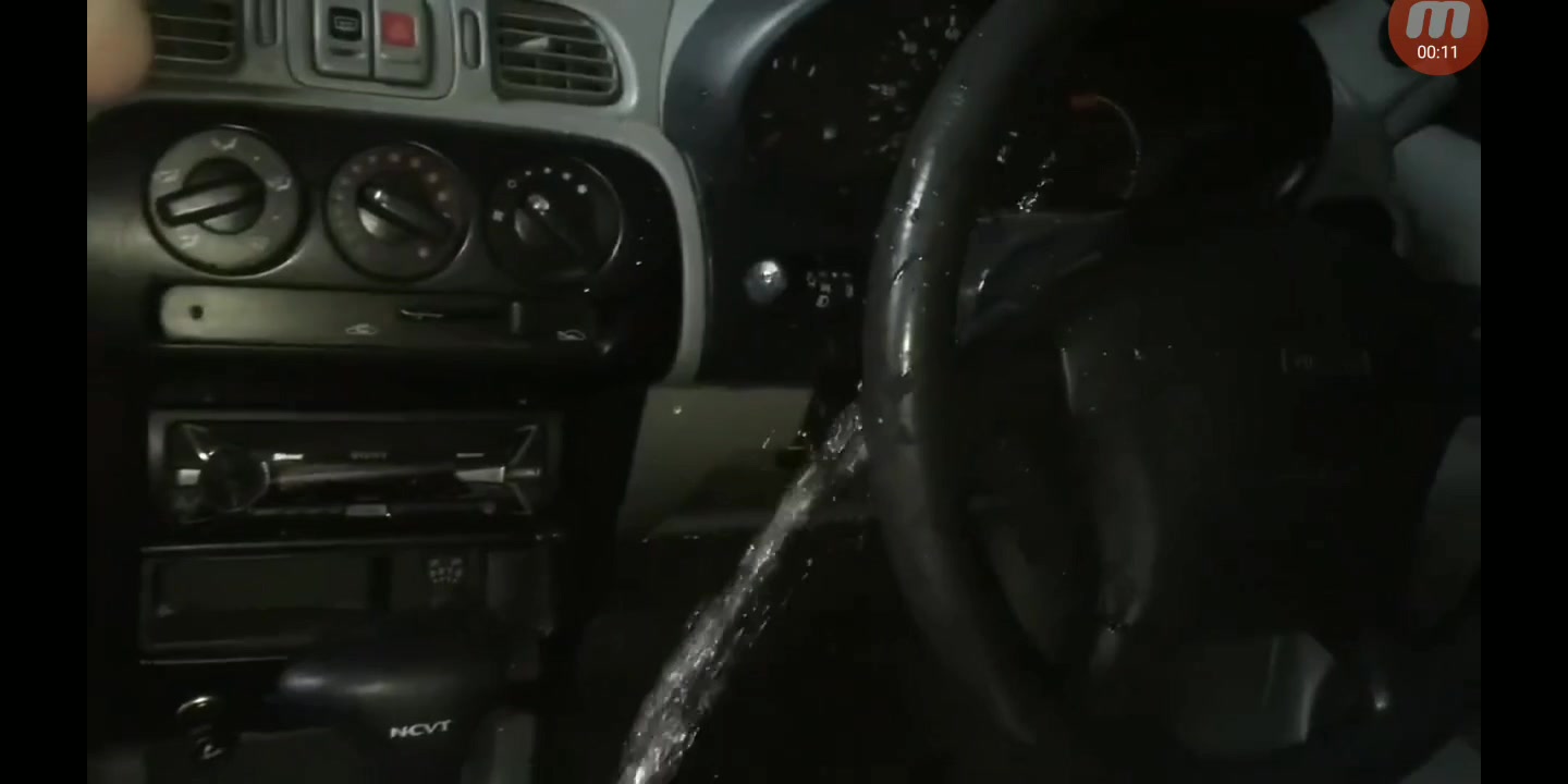 Click to play video (PISS) Chubby piss lover girl washes her car with her urine