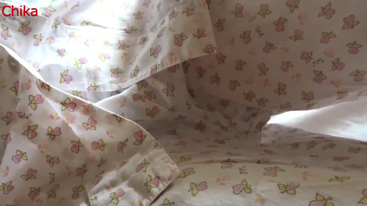 Click to play video RK Twitter - Bedwetting (10)