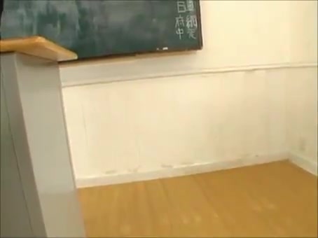 Click to play video Japanese Teacher Wets Herself