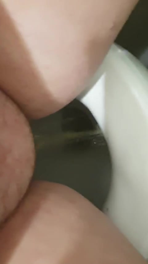 Click to play video Toilet pee at train station XTube Porn Video from Ambagree